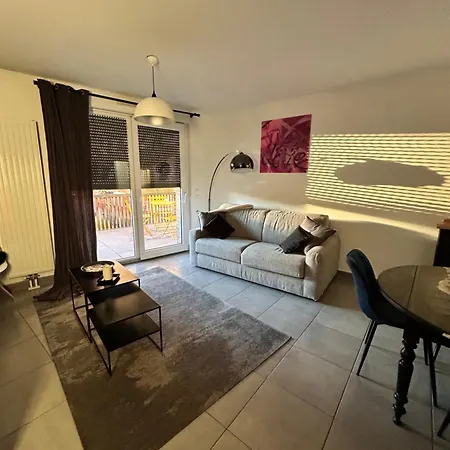 T2 - Balcon -15 Min Centre Et Allemagne Apartment