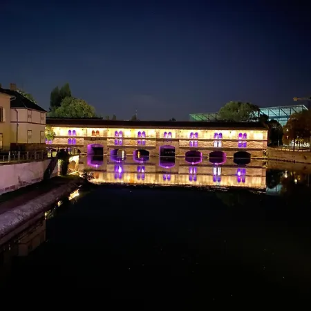 公寓 T2 - Balcon -15 Min Centre Et Allemagne